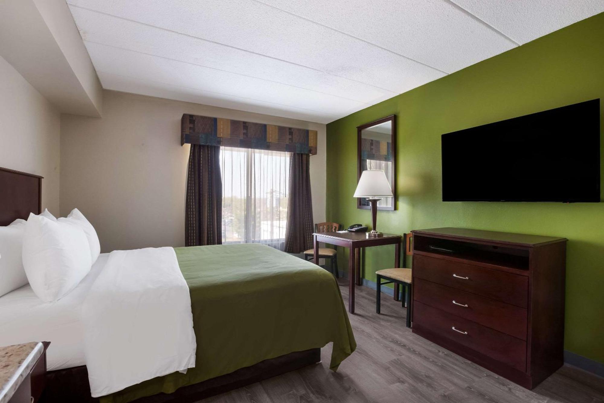 Quality Inn Near Princeton Lawrence Kültér fotó