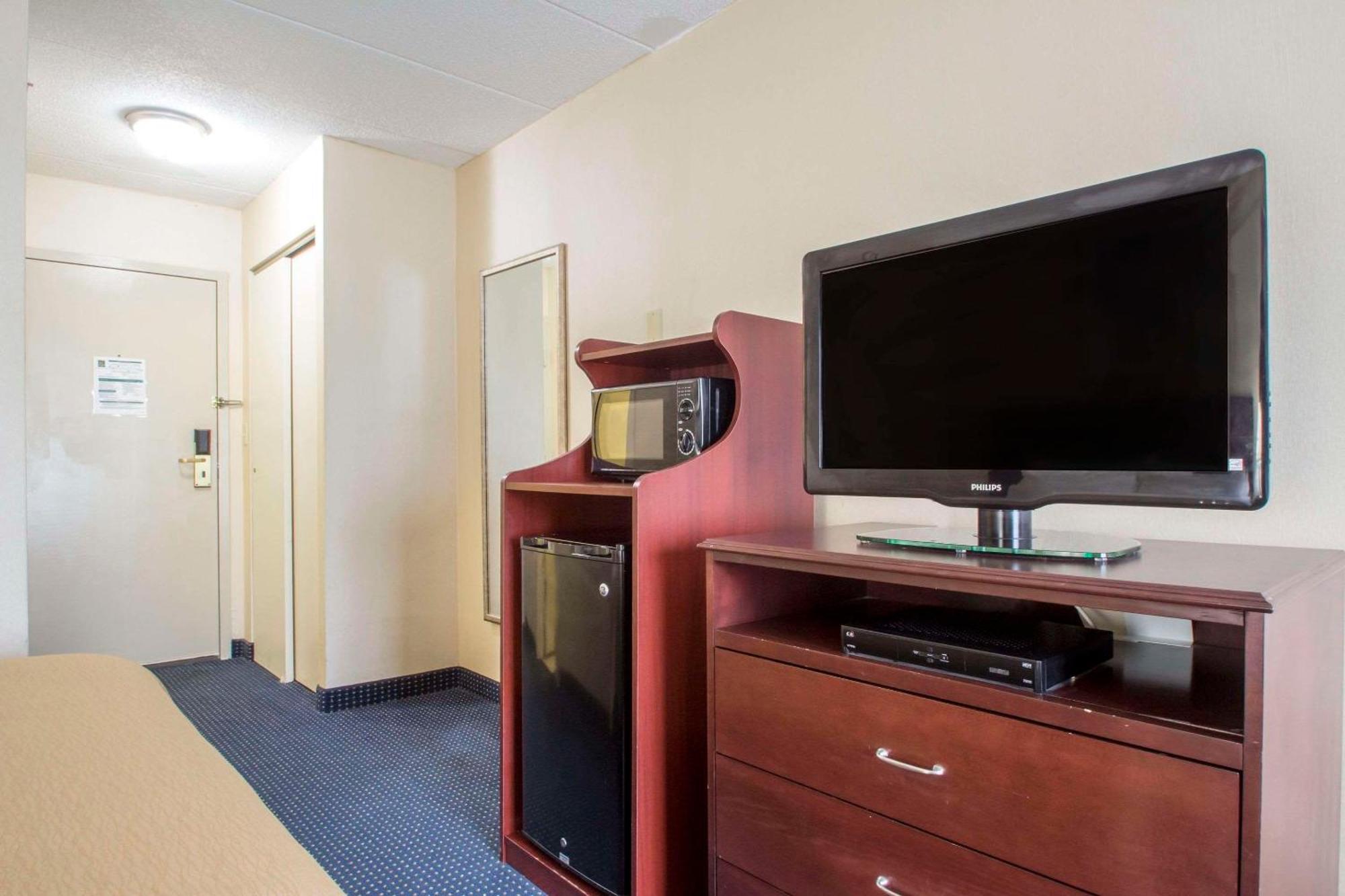 Quality Inn Near Princeton Lawrence Kültér fotó