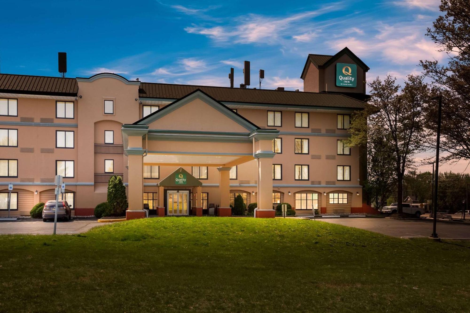 Quality Inn Near Princeton Lawrence Kültér fotó